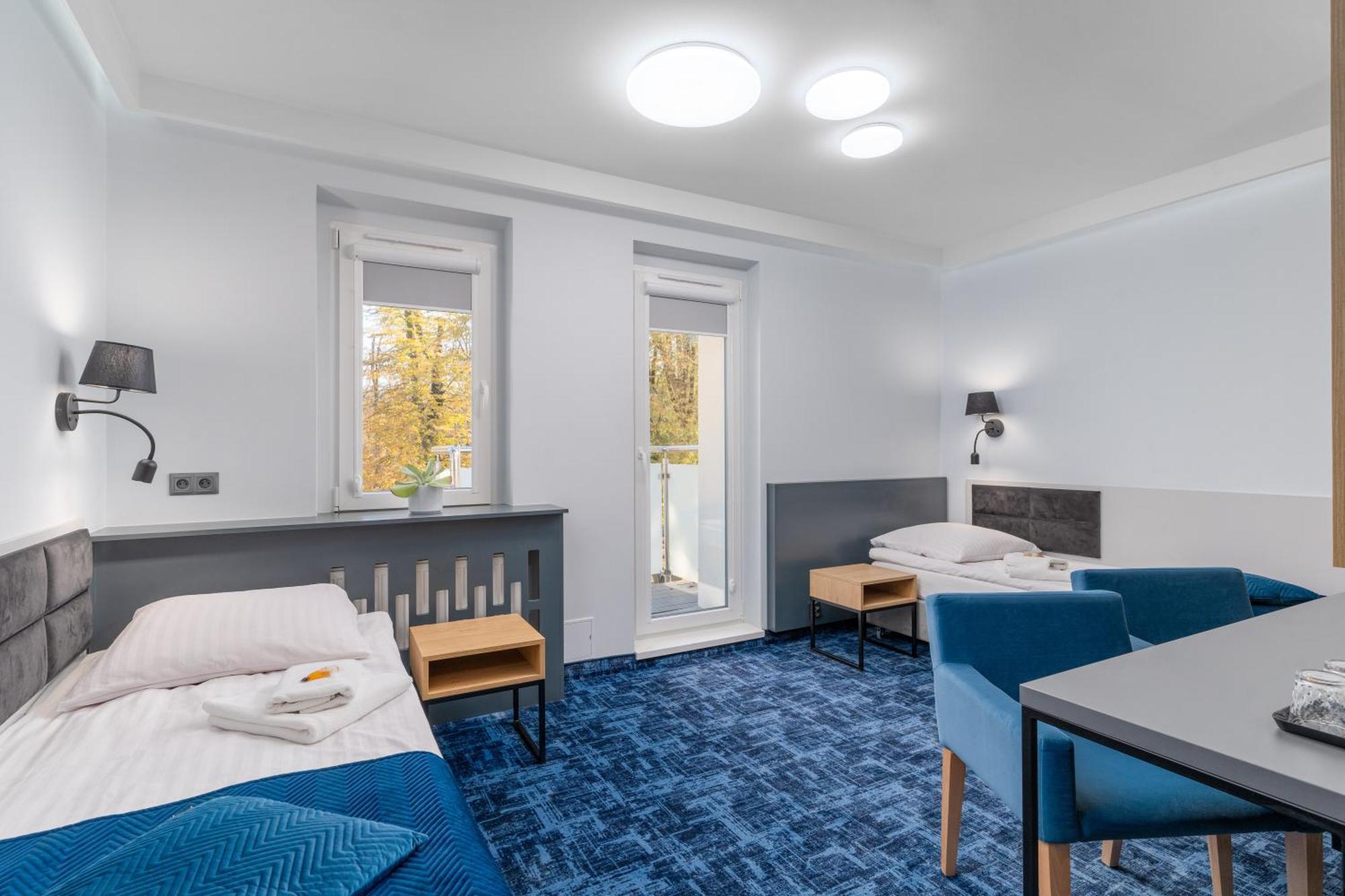 Hotel W Dobieszkowie Stryków Εξωτερικό φωτογραφία