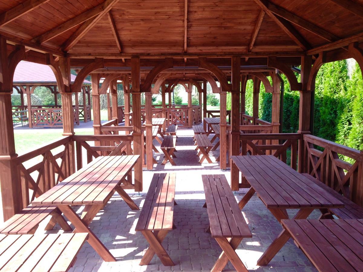 Hotel W Dobieszkowie Stryków Εξωτερικό φωτογραφία